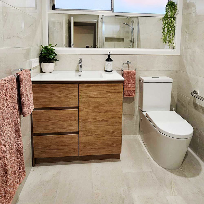 Middleton Street Bathroom